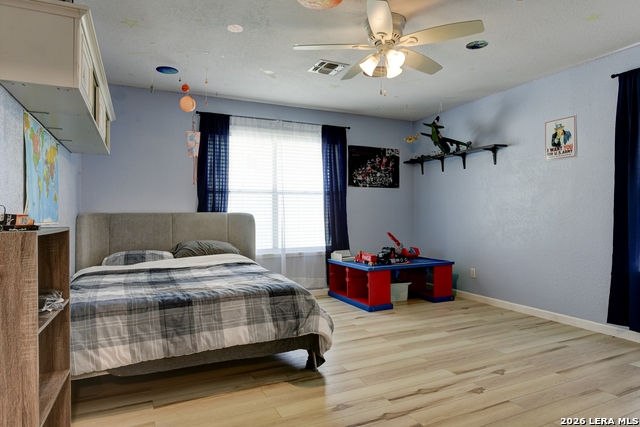 Image 23 of 51 For 135 Pullman  