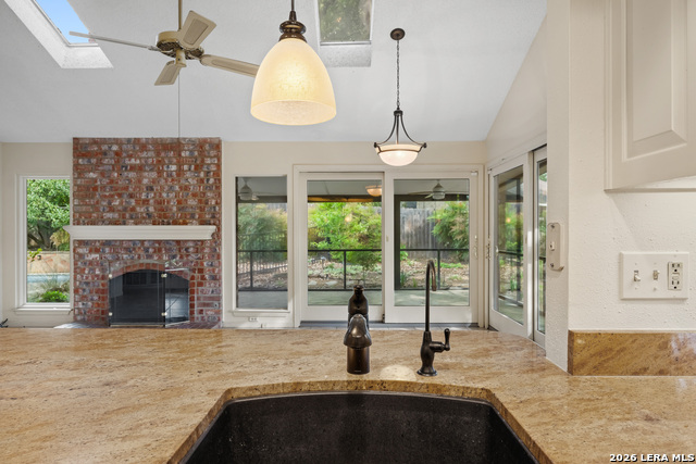 Image 10 of 41 For 8419 Athenian