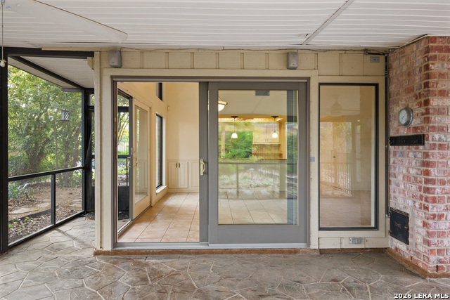 Image 16 of 41 For 8419 Athenian