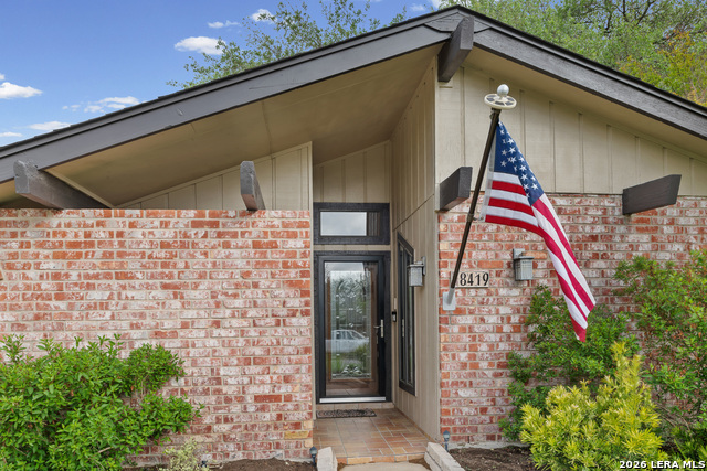 Image 3 of 41 For 8419 Athenian