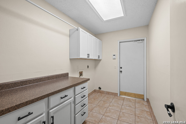 Image 31 of 41 For 8419 Athenian