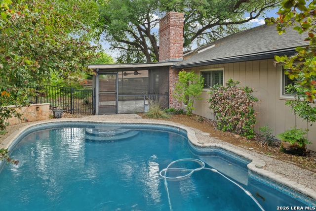 Image 34 of 41 For 8419 Athenian