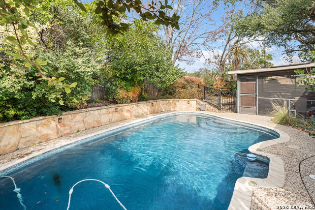 Image 37 of 41 For 8419 Athenian