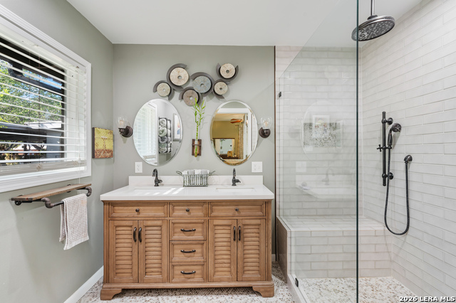 Image 25 of 36 For 114 Wagon Trail Road