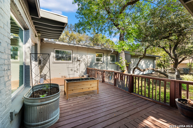 Image 30 of 36 For 114 Wagon Trail Road