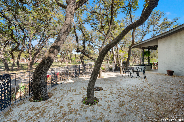 Image 7 of 36 For 114 Wagon Trail Road