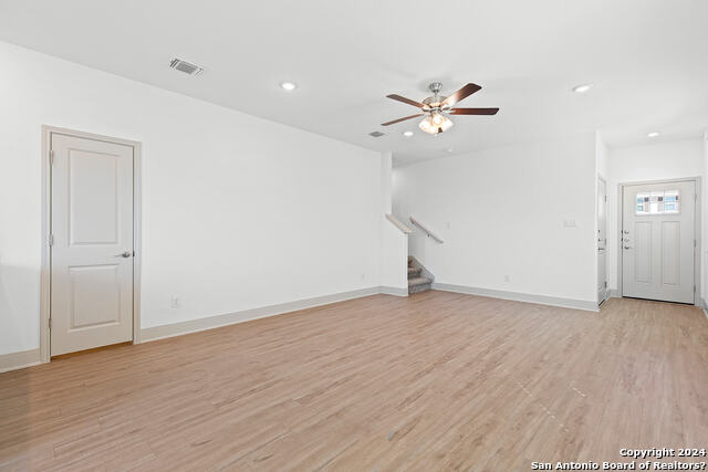 Image 10 of 27 For 7523 Gramercy Way  101