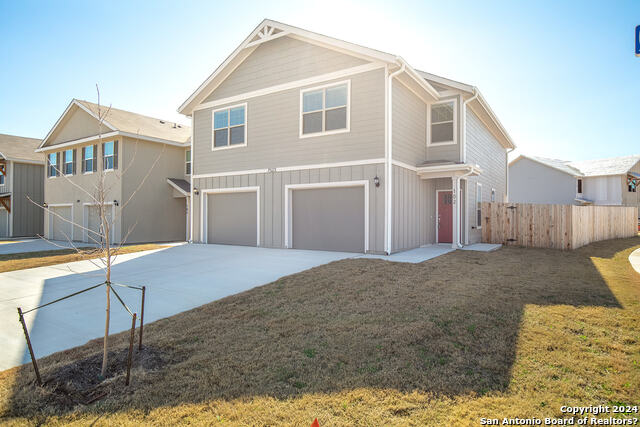 Image 2 of 27 For 7523 Gramercy Way  101