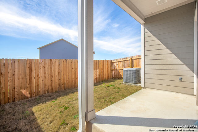 Image 27 of 27 For 7523 Gramercy Way  101