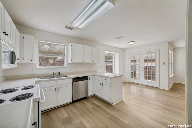 Image 11 of 25 For 1218 Lion Frst