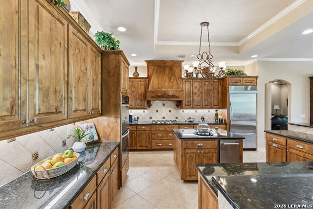 Listing photo id 12 for 1033 River Terrace