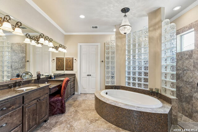 Listing photo id 18 for 1033 River Terrace