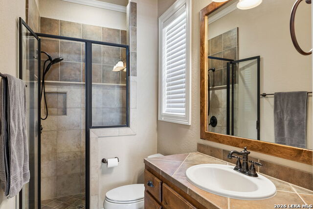 Listing photo id 22 for 1033 River Terrace