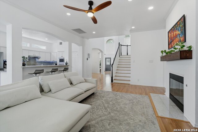 Image 10 of 35 For 19534 Azure Oak