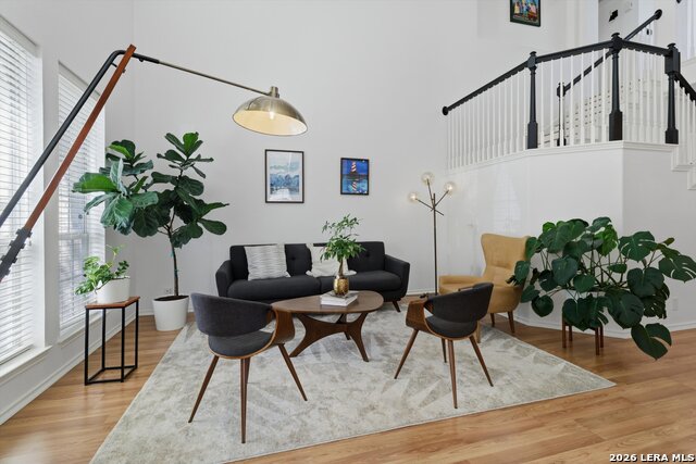 Image 5 of 35 For 19534 Azure Oak