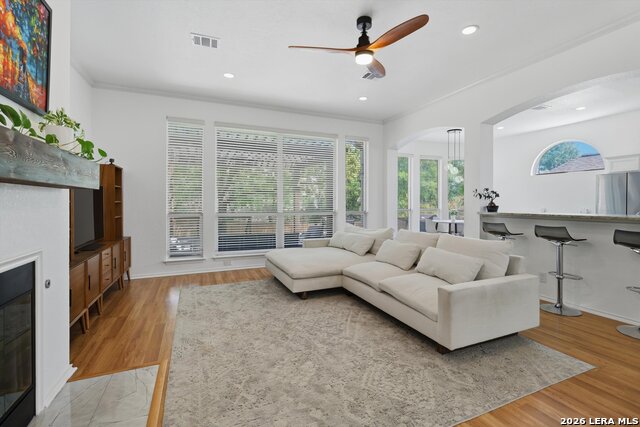 Image 9 of 35 For 19534 Azure Oak