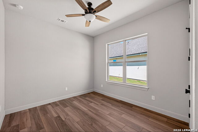 Image 30 of 53 For 131 John T Court