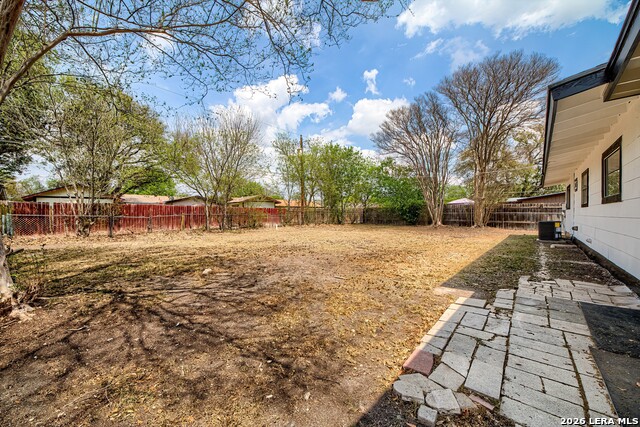 Image 25 of 28 For 5027 Village Crst