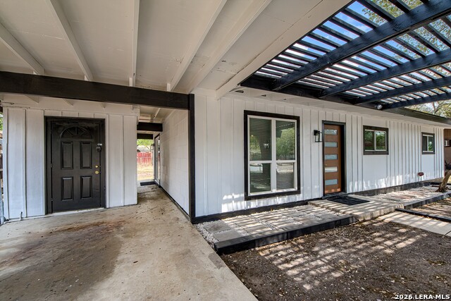 Image 4 of 28 For 5027 Village Crst