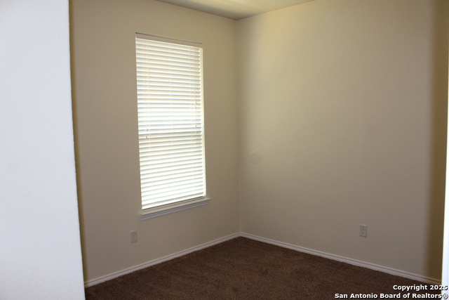 Image 11 of 19 For 482 Walnut  