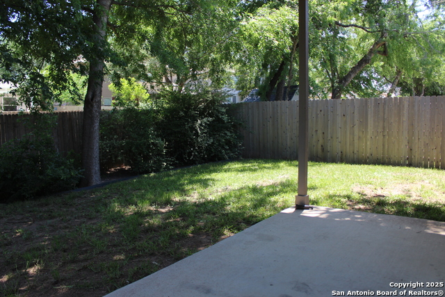 Image 18 of 19 For 482 Walnut  