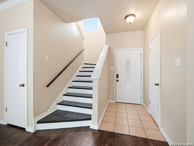 Image 4 of 30 For 8627 Timber Place