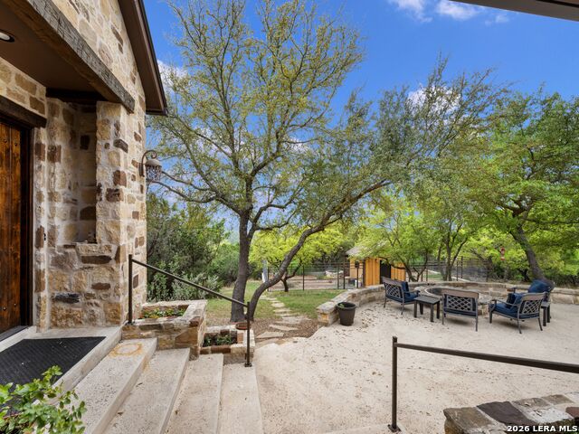 Image 39 of 70 For 2717 B & R  