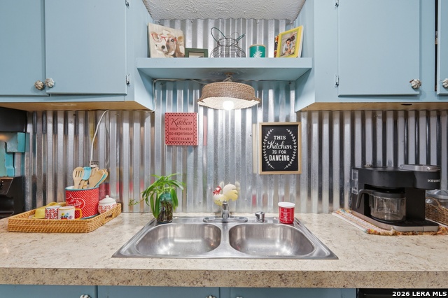 Image 11 of 33 For 169 Oak Hollow Drive