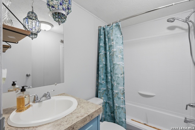 Image 18 of 33 For 169 Oak Hollow Drive