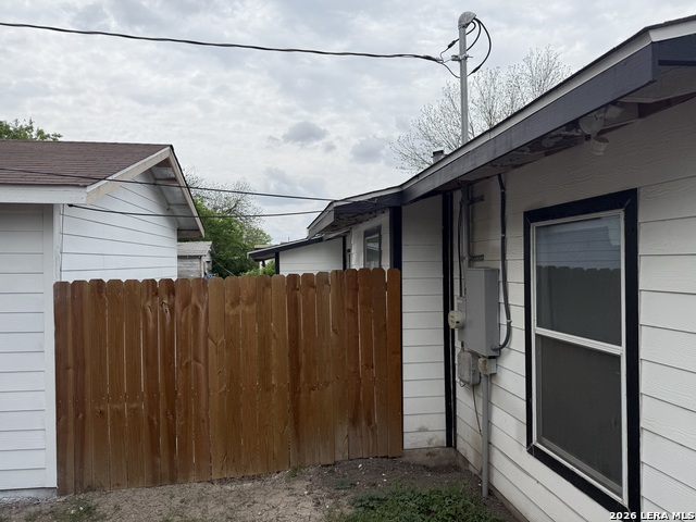 Image 8 of 8 For 226 Amber  