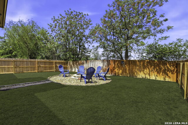 Image 27 of 34 For 739 Anthem  