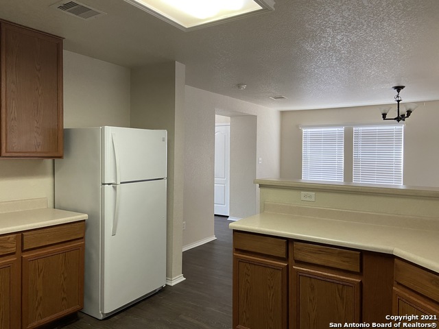 Image 10 of 20 For 13719 York Woods