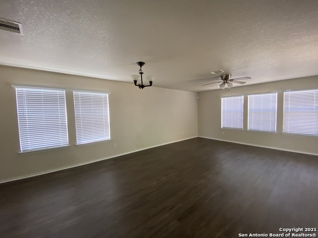 Image 12 of 20 For 13719 York Woods