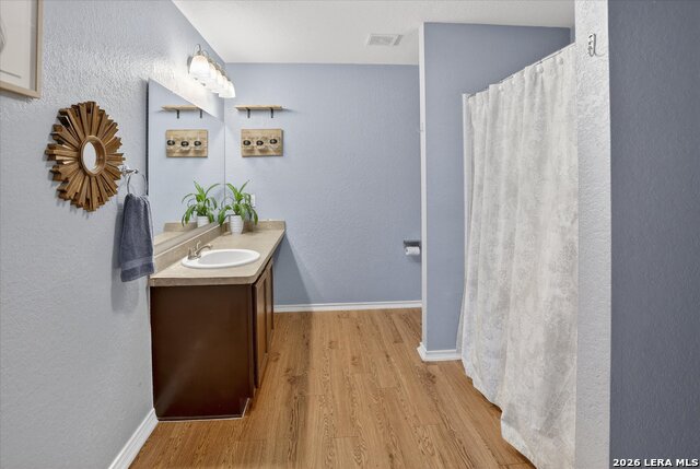 Image 12 of 15 For 5322 Harefield