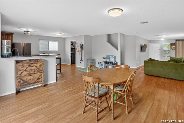 Image 4 of 15 For 5322 Harefield