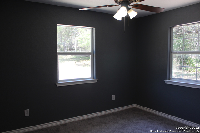 Image 20 of 21 For 723 Hancock  