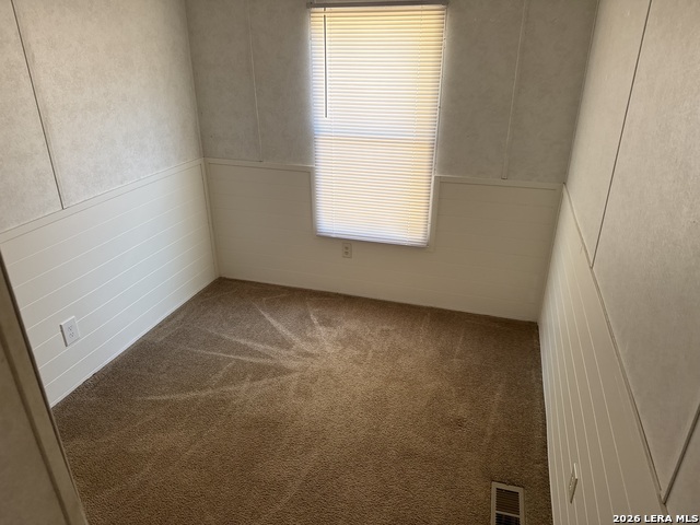 Image 8 of 18 For 270 Buckhorn Dr