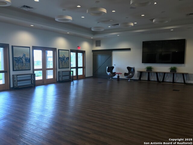 Image 34 of 44 For 13322 Silky Rye