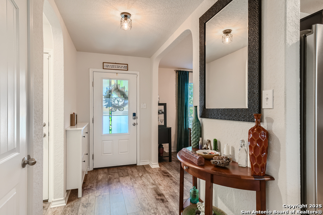 Image 4 of 44 For 13322 Silky Rye