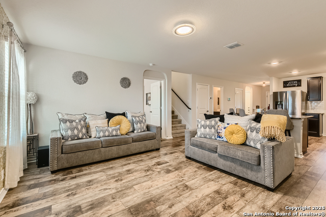 Image 5 of 44 For 13322 Silky Rye