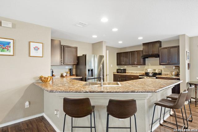 Listing photo id 12 for 10319 Fort Davis