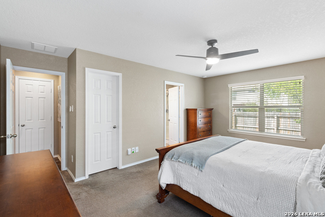 Listing photo id 16 for 10319 Fort Davis