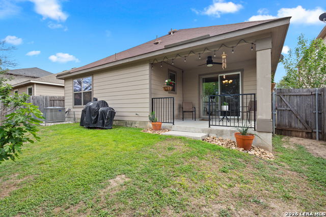 Listing photo id 23 for 10319 Fort Davis