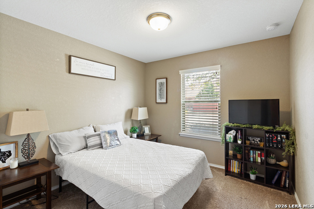 Listing photo id 2 for 10319 Fort Davis