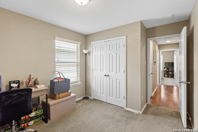 Listing photo id 5 for 10319 Fort Davis