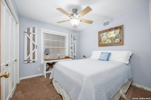 Image 22 of 39 For 9715 La Rue  