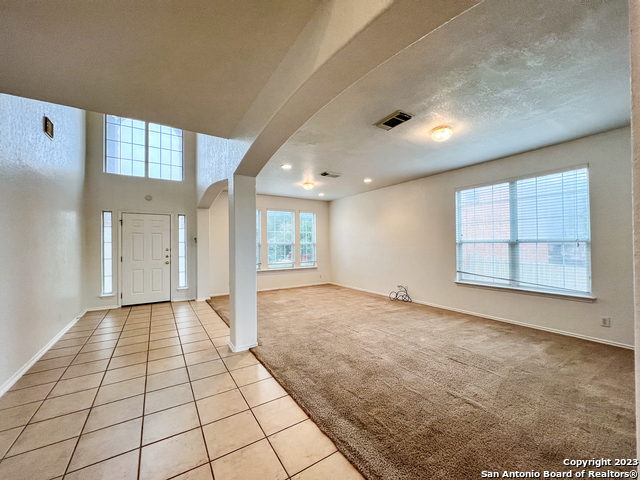 Image 3 of 25 For 22335 Mesa Knoll