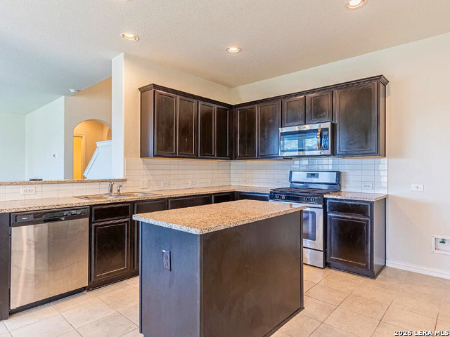 Image 11 of 40 For 27910 Dana Creek