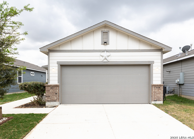 Details for 3923 Ivy  , St Hedwig, TX 78152