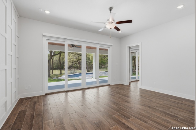 Image 16 of 50 For 259 Shepherds Crook